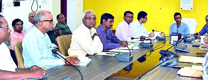 Zodpi Jungle to be 'Oxygen Park' | झुडपी जंगल होणार ‘आॅक्सिजन पार्क’ Zodpi Jungle to be 'Oxygen Park' | झुडपी जंगल होणार ‘आॅक्सिजन पार्क’