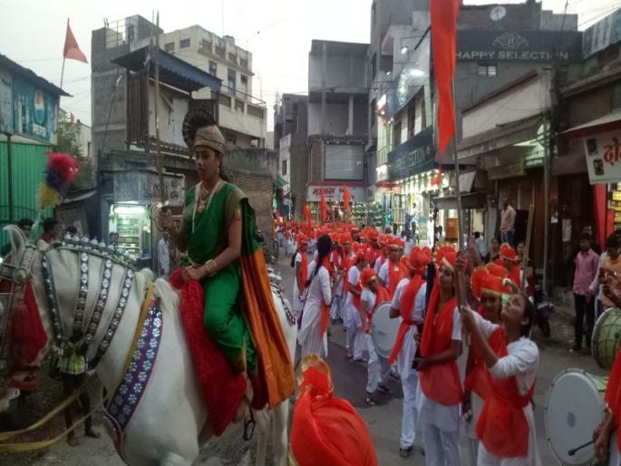  We are the women of India, not the full spark | हम भारत की नारी है, फुल नही चिंगारी है