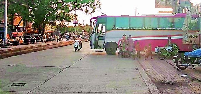 Unrestricted travel points | ट्रॅव्हल्स पॉर्इंटवर अनियंत्रण Unrestricted travel points | ट्रॅव्हल्स पॉर्इंटवर अनियंत्रण