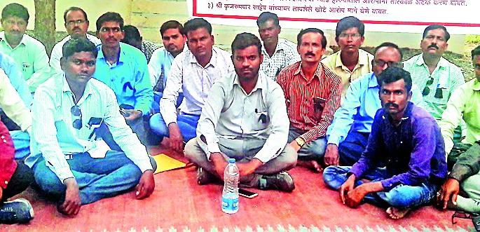  Ganga Sevak Sanghatana dam in Arni | आर्णी येथे ग्रामसेवक संघटनेचे धरणे