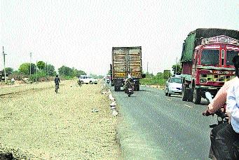 Government Contractor In The Pole Of Movement | सरकारी कंत्राटदार आंदोलनाच्या पवित्र्यात Government Contractor In The Pole Of Movement | सरकारी कंत्राटदार आंदोलनाच्या पवित्र्यात