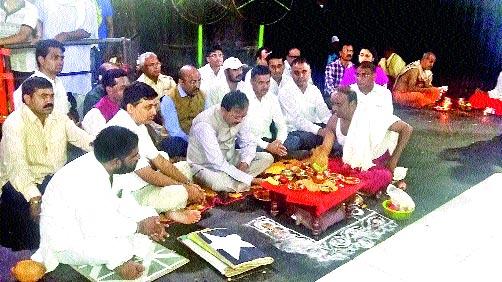 Defense Minister of State of Defense, Trimbakeshwar Darshan | संरक्षण राज्यमंत्र्यांनी घेतले त्र्यंबकेश्वराचे दर्शन