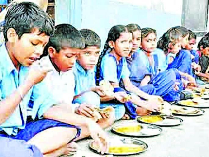 Happy Diwali to the children, biscuits along with khichdi at school | मुलांना दिवाळीची खुशखबर, शाळेत खिचडीसोबत बिस्कीटही Happy Diwali to the children, biscuits along with khichdi at school | मुलांना दिवाळीची खुशखबर, शाळेत खिचडीसोबत बिस्कीटही
