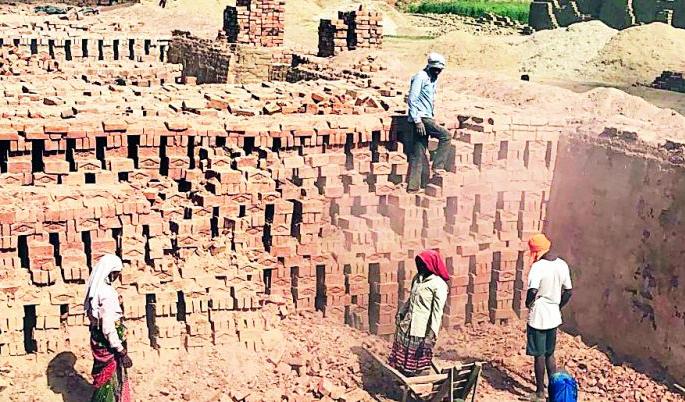 Illegal brick kilns suffocate! | अवैध वीटभट्ट्यांनी श्वास कोंडला!