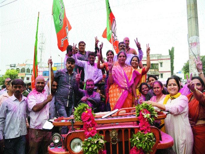 BJP's success in maintaining western constituency | पश्चिम मतदारसंघ राखण्यात भाजपला यश  BJP's success in maintaining western constituency | पश्चिम मतदारसंघ राखण्यात भाजपला यश