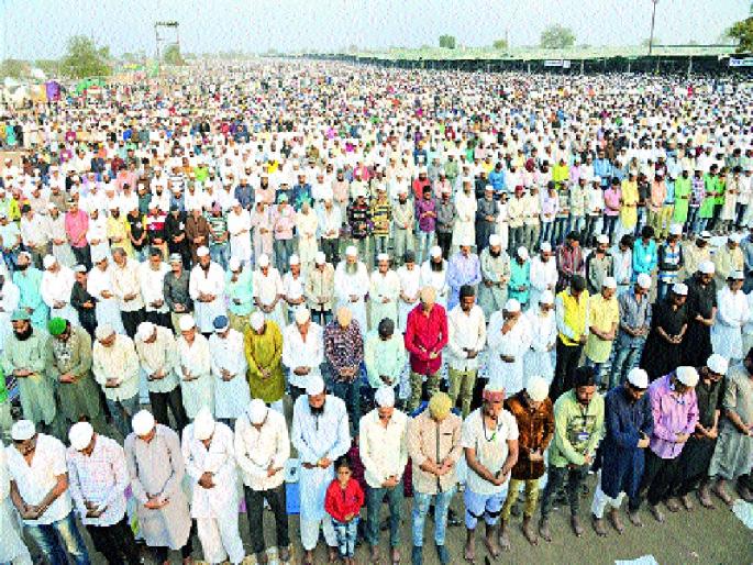 State-level Ijtema starts with enthusiasm in Aurangabad | राज्यस्तरीय इज्तेमाला औरंगाबादेत उत्साहात सुरुवात State-level Ijtema starts with enthusiasm in Aurangabad | राज्यस्तरीय इज्तेमाला औरंगाबादेत उत्साहात सुरुवात