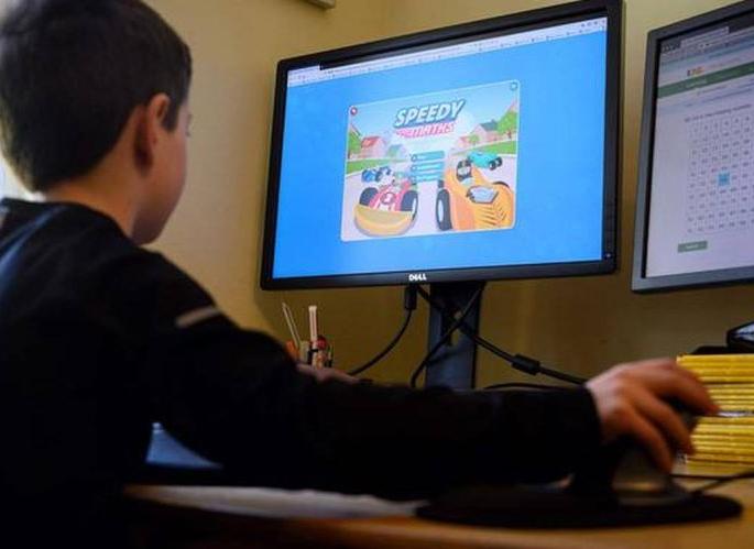 17 lakh students online for education in lockdown | लॉकडाऊनमध्ये शिक्षणासाठी १७ लाख विद्यार्थी ऑनलाईन