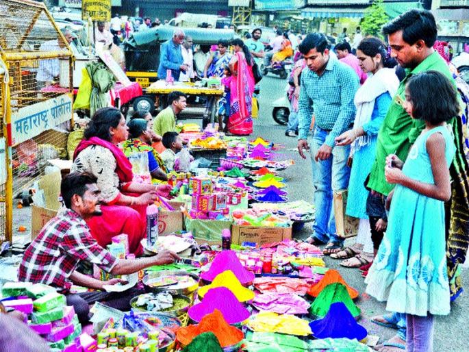 Color to fly today; Baby borne | आज उधळणार रंग ; आबालवृद्ध  सज्ज