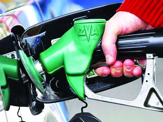 In Nagpur, petrol is priced at Rs 80.71 and diesel at 67.80 | नागपुरात पेट्रोल ८०.७१ तर डिझेल ६७.८० रुपयांवर In Nagpur, petrol is priced at Rs 80.71 and diesel at 67.80 | नागपुरात पेट्रोल ८०.७१ तर डिझेल ६७.८० रुपयांवर