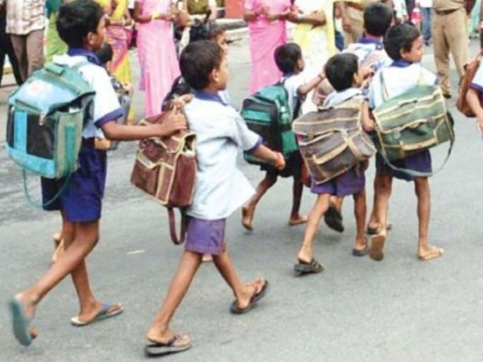 Question marks on ‘DBT’ of tribal students | आदिवासी विद्यार्थ्यांच्या ‘डीबीटी’वर प्रश्नचिन्ह Question marks on ‘DBT’ of tribal students | आदिवासी विद्यार्थ्यांच्या ‘डीबीटी’वर प्रश्नचिन्ह