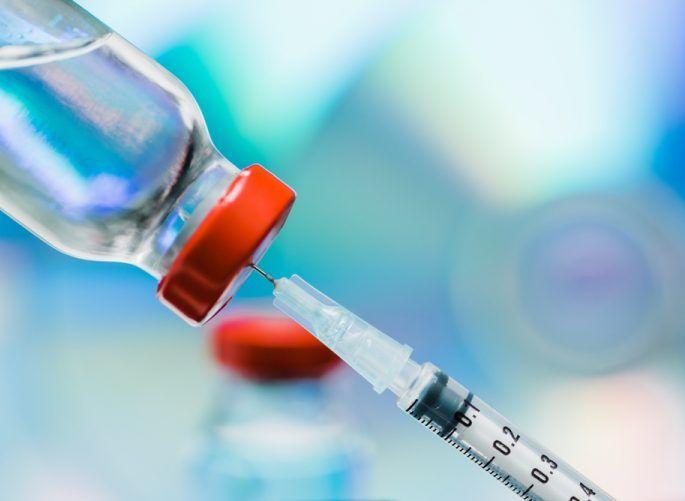 Vaccination of beneficiaries above 45 years of age only if there is a dose available | व्हायलमध्ये डोस शिल्लक तरच, ४५ वर्षांवरील लाभार्थ्यांना लस Vaccination of beneficiaries above 45 years of age only if there is a dose available | व्हायलमध्ये डोस शिल्लक तरच, ४५ वर्षांवरील लाभार्थ्यांना लस