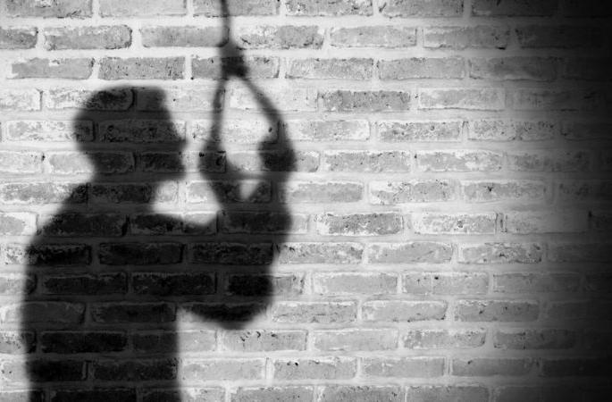 Doctor committed suicide in Nagpur due to harassment by wife and mother-in-law | पत्नी व सासूच्या छळापायी नागपुरात डॉक्टरची आत्महत्या Doctor committed suicide in Nagpur due to harassment by wife and mother-in-law | पत्नी व सासूच्या छळापायी नागपुरात डॉक्टरची आत्महत्या
