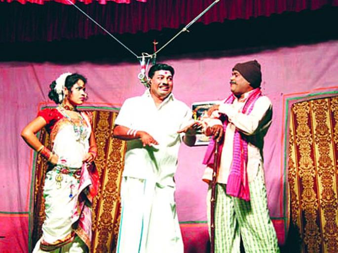 'FTI' training for artists will be given to the Zadipatti artistes | झाडीपट्टीतील कलावंतांना मिळणार ‘एफटीआय’चे प्रशिक्षण 'FTI' training for artists will be given to the Zadipatti artistes | झाडीपट्टीतील कलावंतांना मिळणार ‘एफटीआय’चे प्रशिक्षण