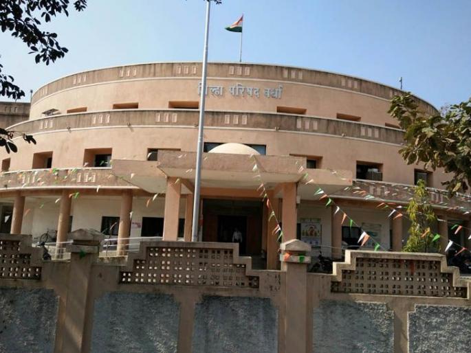 Wardha women from Wardha district will be named after the scheme | वर्धा जिल्ह्यातील मागासवर्गीय महिलांना योजनेच्या नावावर ठेंगा Wardha women from Wardha district will be named after the scheme | वर्धा जिल्ह्यातील मागासवर्गीय महिलांना योजनेच्या नावावर ठेंगा