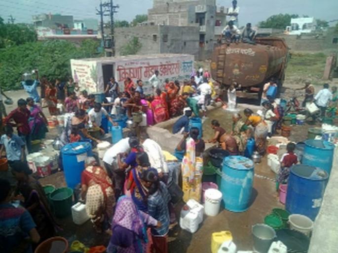 Scarcity persists even during heavy rains | भर पावसाळ्यातही टंचाई कायम 