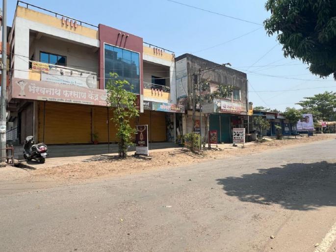 Opposition to Kolhapur boundary expansion by keeping villages under strict lockdown | गावे कडकडीत बंद ठेवून कोल्हापूरच्या हद्दवाढीला विरोध Opposition to Kolhapur boundary expansion by keeping villages under strict lockdown | गावे कडकडीत बंद ठेवून कोल्हापूरच्या हद्दवाढीला विरोध