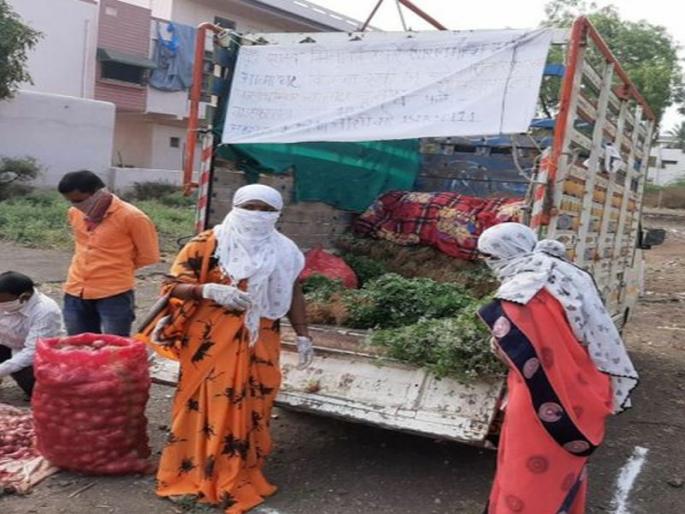 The farmer became self-sufficient by selling the goods himself | मालाची स्वत:विक्री करून शेतकरी आत्मनिर्भर झाला