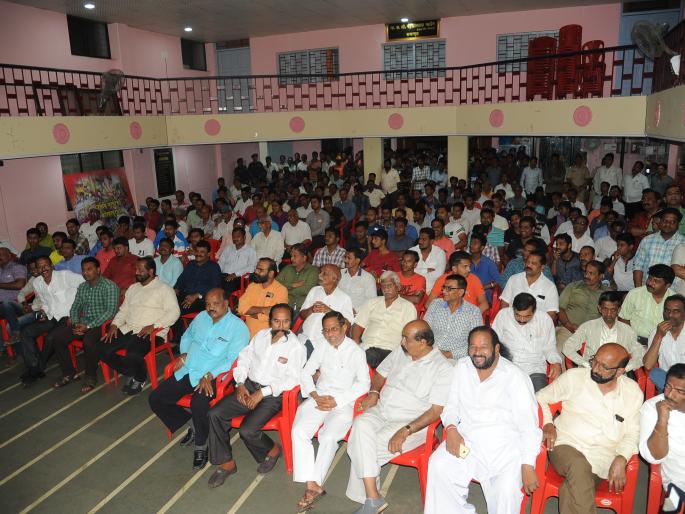 Ganeshotsav: Celebrating Ganesh Utsav, Mohallam, to celebrate Sangli by social interaction: Kalam | Ganeshotsav : सामाजिक सलोख्याने सांगलीत गणेशोत्सव, मोहरम साजरा करावा : काळम Ganeshotsav: Celebrating Ganesh Utsav, Mohallam, to celebrate Sangli by social interaction: Kalam | Ganeshotsav : सामाजिक सलोख्याने सांगलीत गणेशोत्सव, मोहरम साजरा करावा : काळम