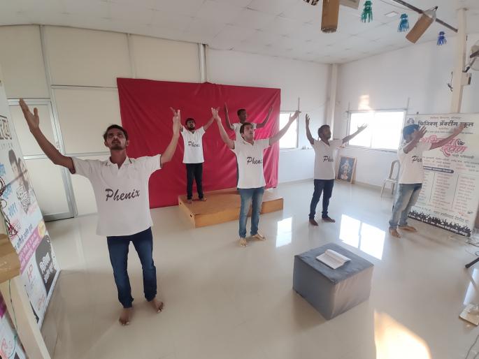 Response to the chiller party drumming experiment | चिल्लर पार्टीच्या ढोल वाजतोयच्या प्रयोगाला प्रतिसाद Response to the chiller party drumming experiment | चिल्लर पार्टीच्या ढोल वाजतोयच्या प्रयोगाला प्रतिसाद