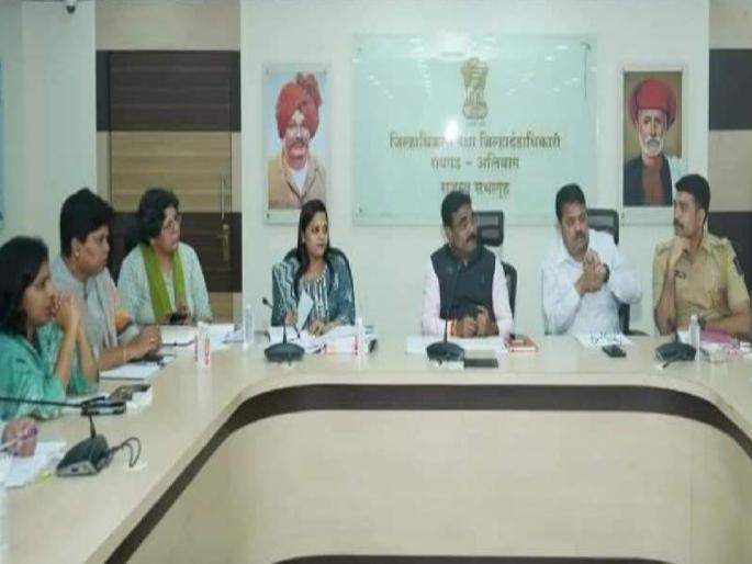 Raigad's election system in the hands of woman officers | रायगडच्या निवडणूक यंत्रणेचे सुकाणू रणरागिणींच्या हाती! Raigad's election system in the hands of woman officers | रायगडच्या निवडणूक यंत्रणेचे सुकाणू रणरागिणींच्या हाती!