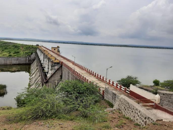 On the way to Amravati project 'overflow' in Dhule district | धुळे जिल्ह्यातील अमरावती प्रकल्प ‘ओव्हरफ्लो’च्या मार्गावर On the way to Amravati project 'overflow' in Dhule district | धुळे जिल्ह्यातील अमरावती प्रकल्प ‘ओव्हरफ्लो’च्या मार्गावर