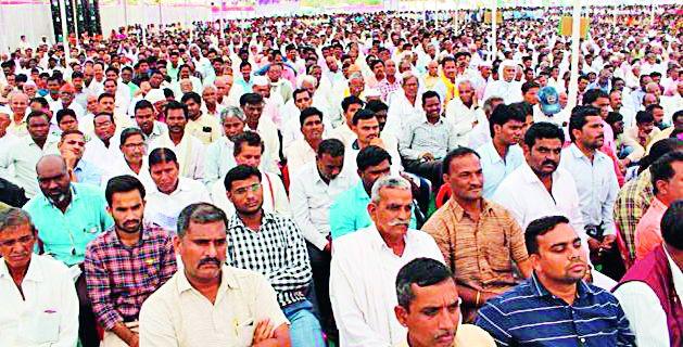 Take advantage of financial plans for progress | प्रगतीसाठी आर्थिक योजनांचा लाभ घ्यावा