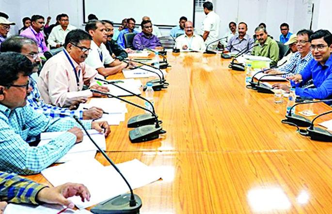 Complete the crop allocation objective by July end | जुलैअखेरपर्यंत पीककर्ज वाटपाचे उद्दिष्ट पूर्ण करा