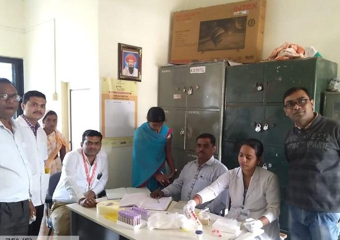 SickleCell 3 students | सिकलसेलचा ३५ विद्यार्थ्यांना विळखा SickleCell 3 students | सिकलसेलचा ३५ विद्यार्थ्यांना विळखा