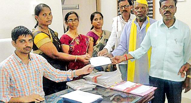 Raja Ravan demanded to stop the practice of combustion | राजा रावण दहन प्रथा बंद करण्याची मागणी Raja Ravan demanded to stop the practice of combustion | राजा रावण दहन प्रथा बंद करण्याची मागणी