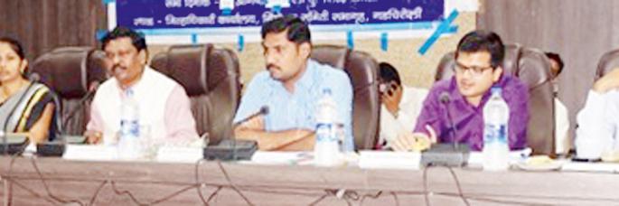 Try to maintain the speed of development work | विकास कामांची गती कायम ठेवण्यासाठी प्रयत्न करा Try to maintain the speed of development work | विकास कामांची गती कायम ठेवण्यासाठी प्रयत्न करा