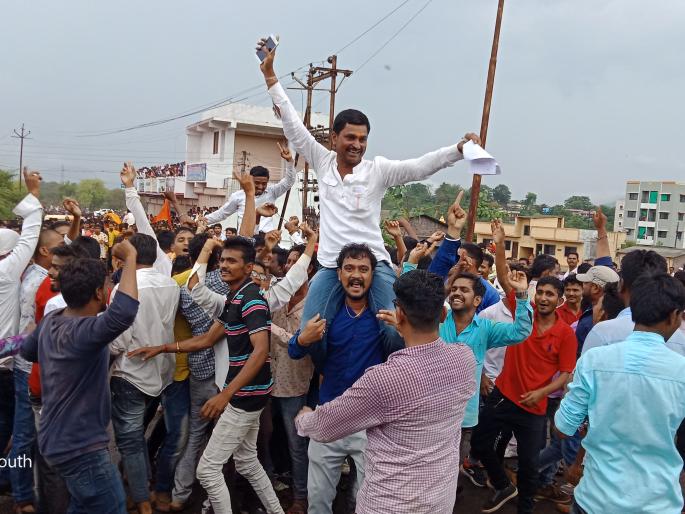 In the elections of the Gram Panchayat, | ग्रामपंचायत निवडणुकीत युवकांचा वरचष्मा In the elections of the Gram Panchayat, | ग्रामपंचायत निवडणुकीत युवकांचा वरचष्मा