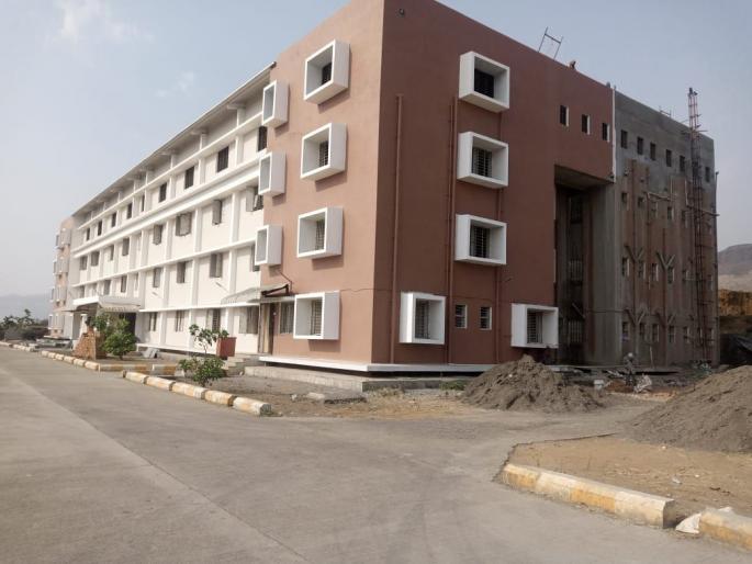 25 students of Ashram School corona positive | आश्रमशाळेतील २५ विद्यार्थी कोरोना पॉझिटिव्ह 25 students of Ashram School corona positive | आश्रमशाळेतील २५ विद्यार्थी कोरोना पॉझिटिव्ह