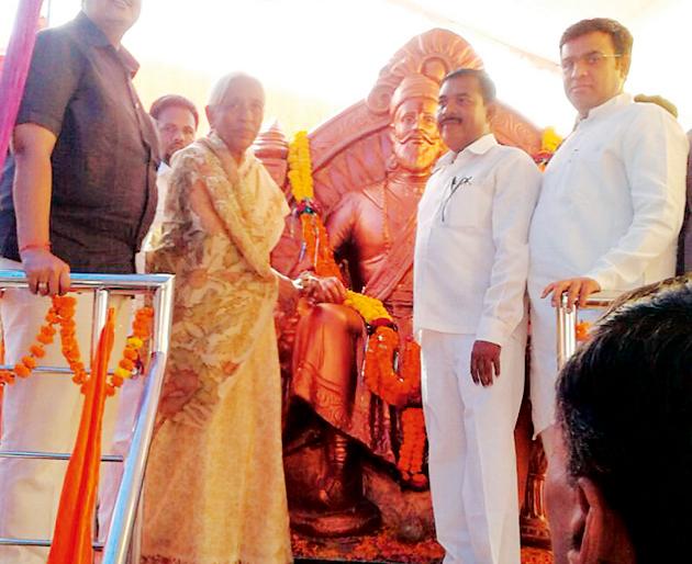 Embrace the ideals of Chhatrapati | छत्रपतींच्या आदर्शांना आत्मसात करा Embrace the ideals of Chhatrapati | छत्रपतींच्या आदर्शांना आत्मसात करा