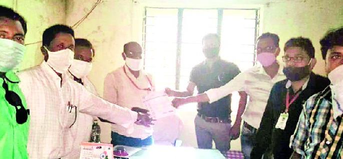 Meet the demands of primary teachers | प्राथमिक शिक्षकांच्या मागण्या मार्गी लावा Meet the demands of primary teachers | प्राथमिक शिक्षकांच्या मागण्या मार्गी लावा