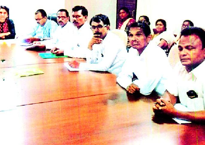 Castroib Mahasangh raises questions | कास्ट्राईब महासंघाचे प्रश्न निकाली काढणार Castroib Mahasangh raises questions | कास्ट्राईब महासंघाचे प्रश्न निकाली काढणार