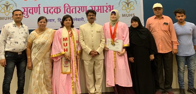 Nida Khan of Shellgaon is the first in the state | शेलगावची निदा खान राज्यात सर्वप्रथम Nida Khan of Shellgaon is the first in the state | शेलगावची निदा खान राज्यात सर्वप्रथम