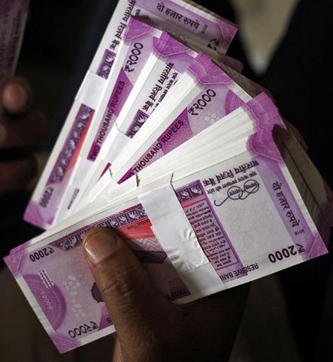 The onion chawl subsidy ended without spending | कांदा चाळीचे अनुदान खर्च न करताच संपले