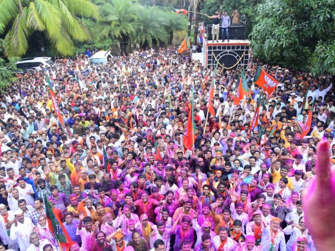 Counting lasted more than twelve hours | बारा तासांपेक्षा अधिक वेळ चालली मतमोजणी Counting lasted more than twelve hours | बारा तासांपेक्षा अधिक वेळ चालली मतमोजणी