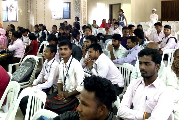 Leila Charitra Book Idealist | लीळाचरित्र ग्रंथ आदर्शवादी