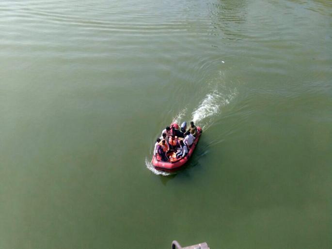 Old lady dead due to shock of sudden missing of young grandson | पतीचा दहावा.. नातू अचानक बेपत्ता.. वृद्धेनेही सोडला प्राण Old lady dead due to shock of sudden missing of young grandson | पतीचा दहावा.. नातू अचानक बेपत्ता.. वृद्धेनेही सोडला प्राण