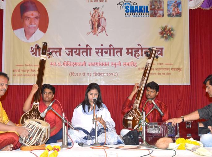 Datta Jayanti Sangeetotsav's soulful story | दत्त जयंती संगीतोत्सवाची भावपूर्ण सांगता Datta Jayanti Sangeetotsav's soulful story | दत्त जयंती संगीतोत्सवाची भावपूर्ण सांगता