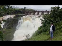 West tribal belt on the way to dew | पश्चिम आदिवासी पट्टा ओस पडण्याच्या मार्गावर West tribal belt on the way to dew | पश्चिम आदिवासी पट्टा ओस पडण्याच्या मार्गावर