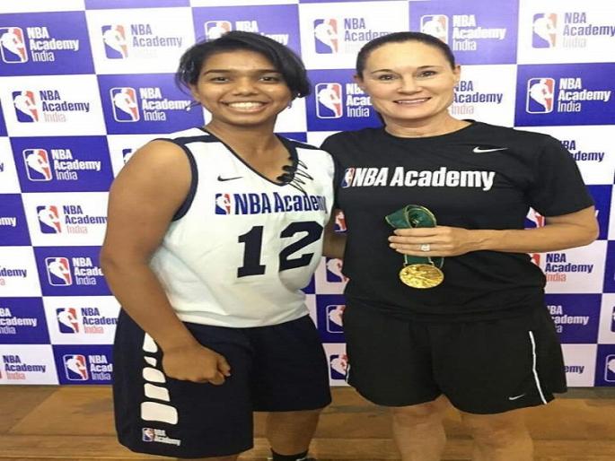 Aurangabad's pleasure to be selected for NBA camp | औरंगाबादच्या खुशीची एनबीए शिबिरासाठी निवड Aurangabad's pleasure to be selected for NBA camp | औरंगाबादच्या खुशीची एनबीए शिबिरासाठी निवड