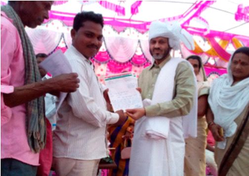 Ask the Guardian Minister about the problems in Palaskhobra area | पळासखोब्रा परिसरातील समस्यांबाबत पालकमंत्र्यांना साकडे Ask the Guardian Minister about the problems in Palaskhobra area | पळासखोब्रा परिसरातील समस्यांबाबत पालकमंत्र्यांना साकडे