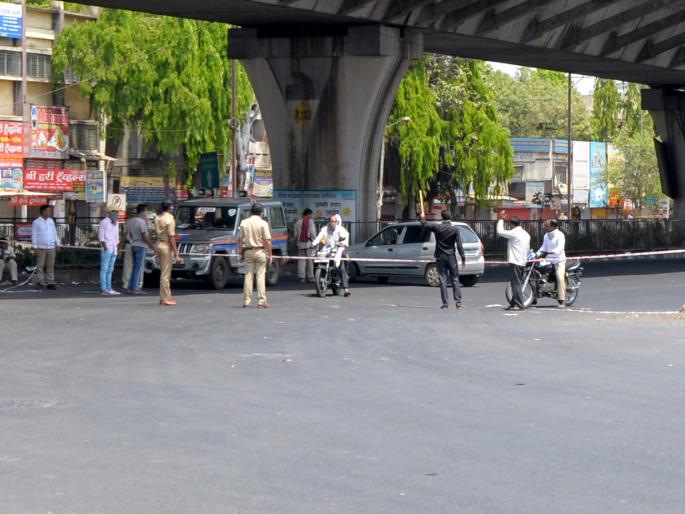 Police blockade in city! | शहरात पोलिसांची नाकाबंदी ! Police blockade in city! | शहरात पोलिसांची नाकाबंदी !