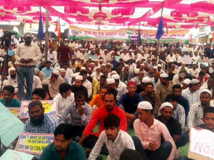 District response to Parbhani 'deprived' bandh | परभणी ‘वंचित’च्या बंदला जिल्हाभरात प्रतिसाद District response to Parbhani 'deprived' bandh | परभणी ‘वंचित’च्या बंदला जिल्हाभरात प्रतिसाद