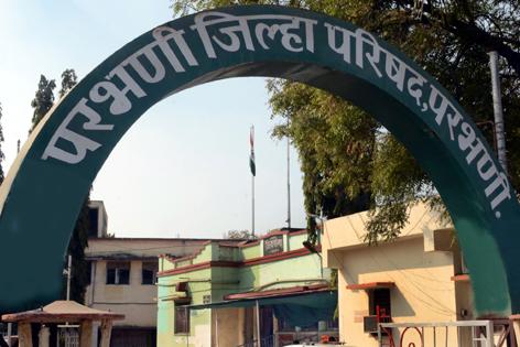 Parbhani: Work of Rs 4 crore stuck in judicial process | परभणी : न्यायालयीन प्रक्रियेत अडकली ४ कोटींची कामे Parbhani: Work of Rs 4 crore stuck in judicial process | परभणी : न्यायालयीन प्रक्रियेत अडकली ४ कोटींची कामे