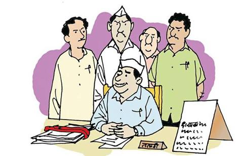 Parbhani: New Talathi dressed in red ribbon | परभणी : नवीन तलाठी सज्जे लाल फितीत Parbhani: New Talathi dressed in red ribbon | परभणी : नवीन तलाठी सज्जे लाल फितीत