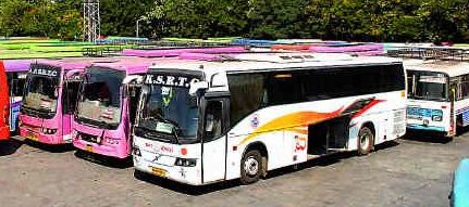 Luxury closed for four months, over one and a half thousand people unemployed | लक्झरी चार महिन्यांपासून बंद, दीड हजारावर जण बेरोजगार Luxury closed for four months, over one and a half thousand people unemployed | लक्झरी चार महिन्यांपासून बंद, दीड हजारावर जण बेरोजगार