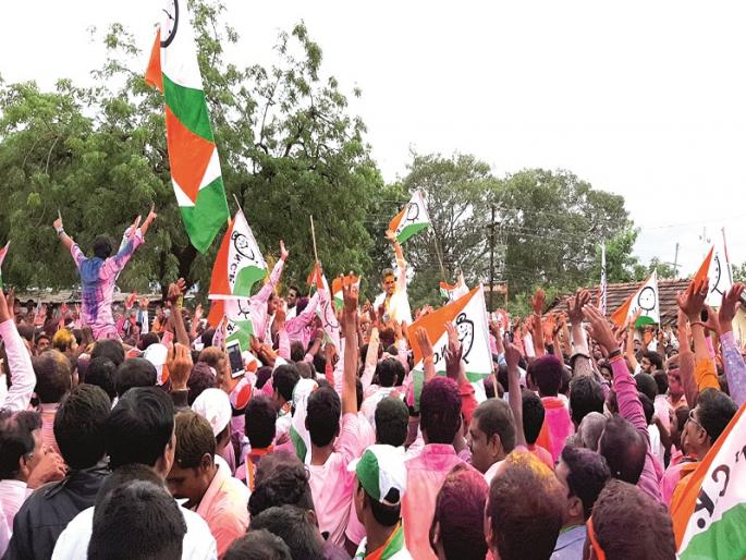 The rise of Rohit Pawar in the Ahmednagar district; BJP's fort collapses | अहमदनगर जिल्ह्यात रोहित पवारांचा उदय; भाजपचा गड ढासळला The rise of Rohit Pawar in the Ahmednagar district; BJP's fort collapses | अहमदनगर जिल्ह्यात रोहित पवारांचा उदय; भाजपचा गड ढासळला